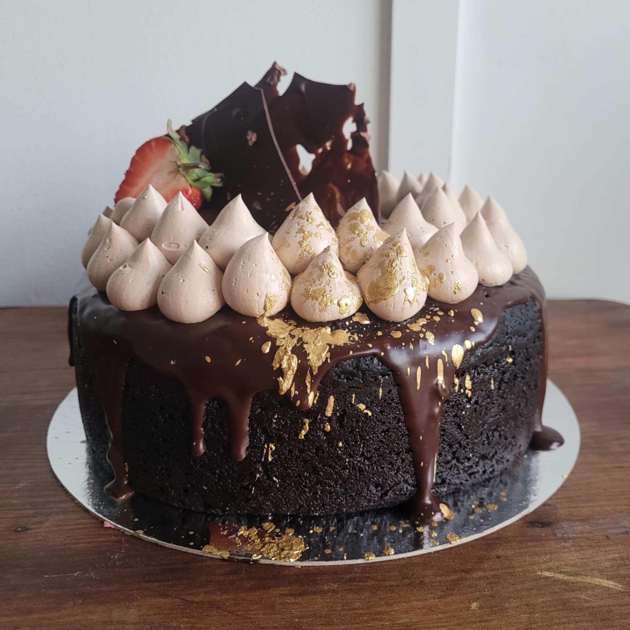 8″ Chocolate Cake