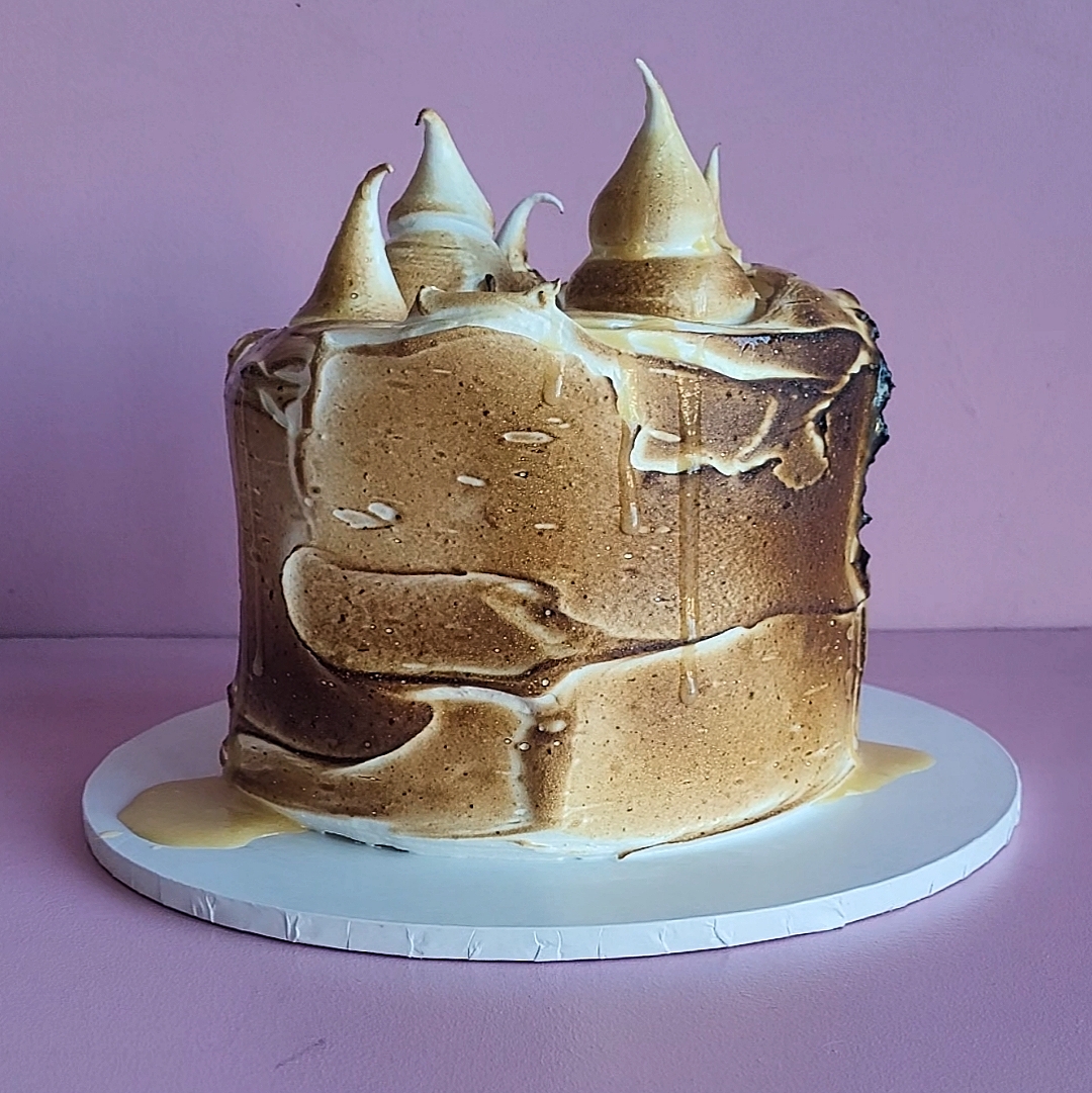 5″ Mother’s Day Lemon And Blackberry Cake
