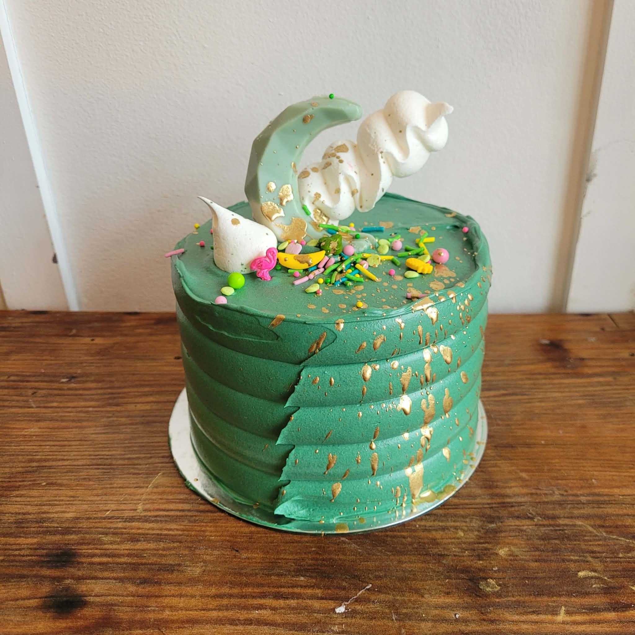 5″ Chocolate Cake With Cream Cheese Icing And Caramel