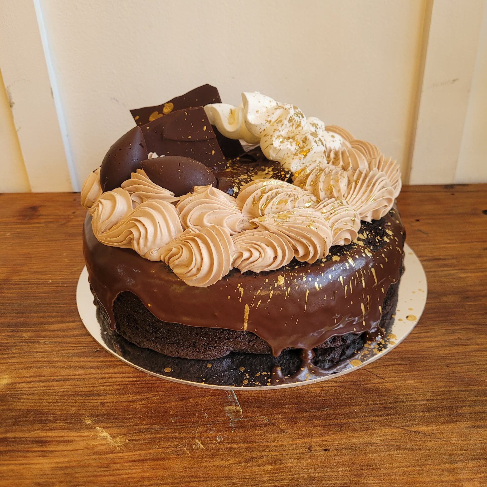 8″ Chocolate Cake